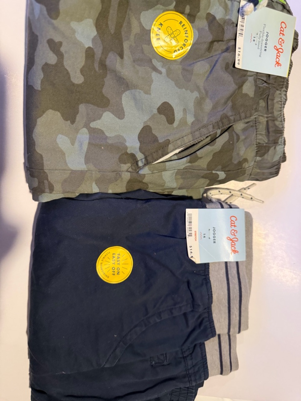 Cat & Jack Two-Pack Boys' Jogger Shorts - Camo Green & Navy